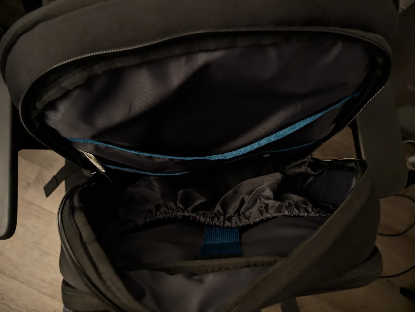 Lenovo Legion 17" Armored Backpack II image indicator(6)