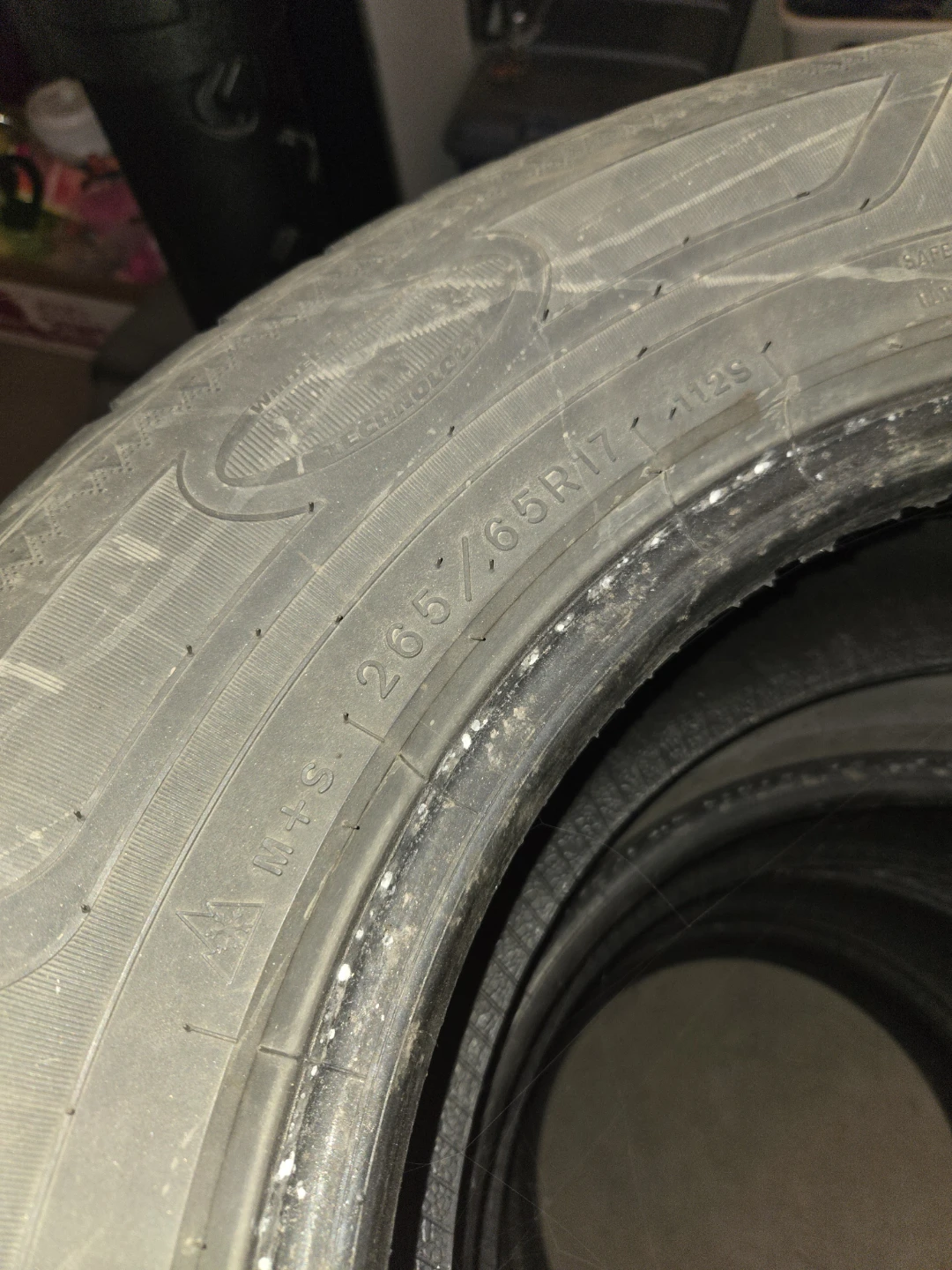 Set of 4 Winter Tires - 265/65R17 - photo 3
