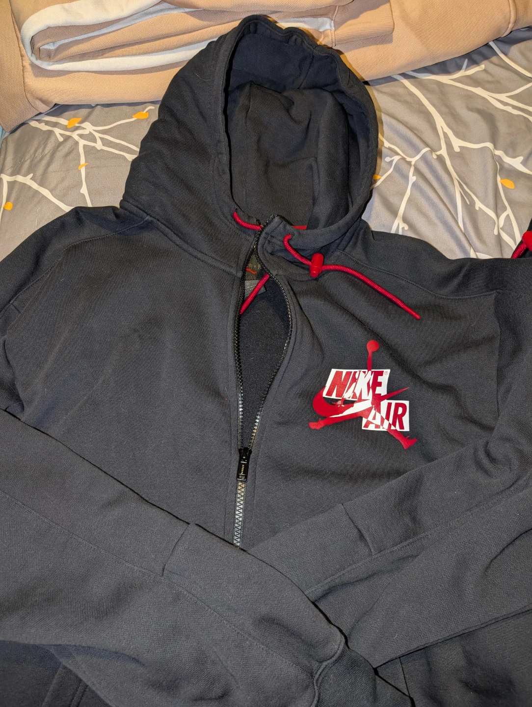 Jordan Nike Air Hoodie & Sweatpants - Size L - photo 2