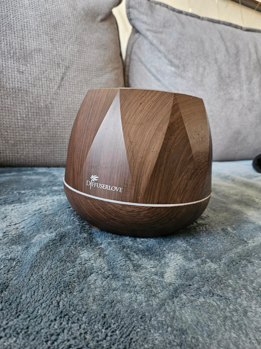 Essential oils diffuser mister thumbnail