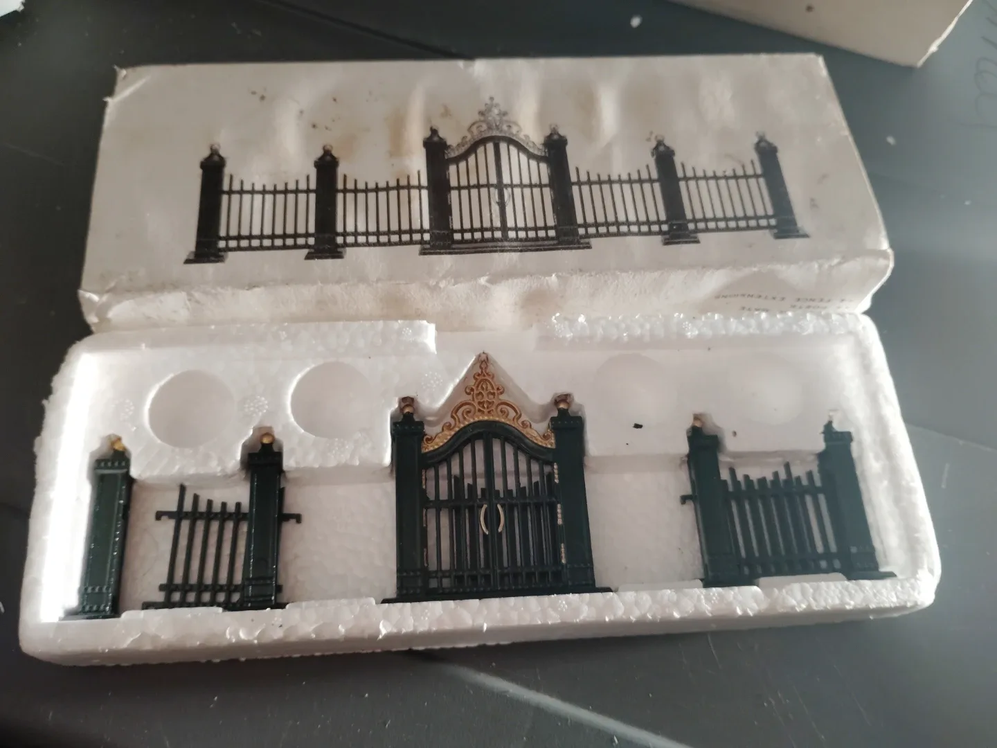 Dept 56 Heritage Village Collection image indicator(3)