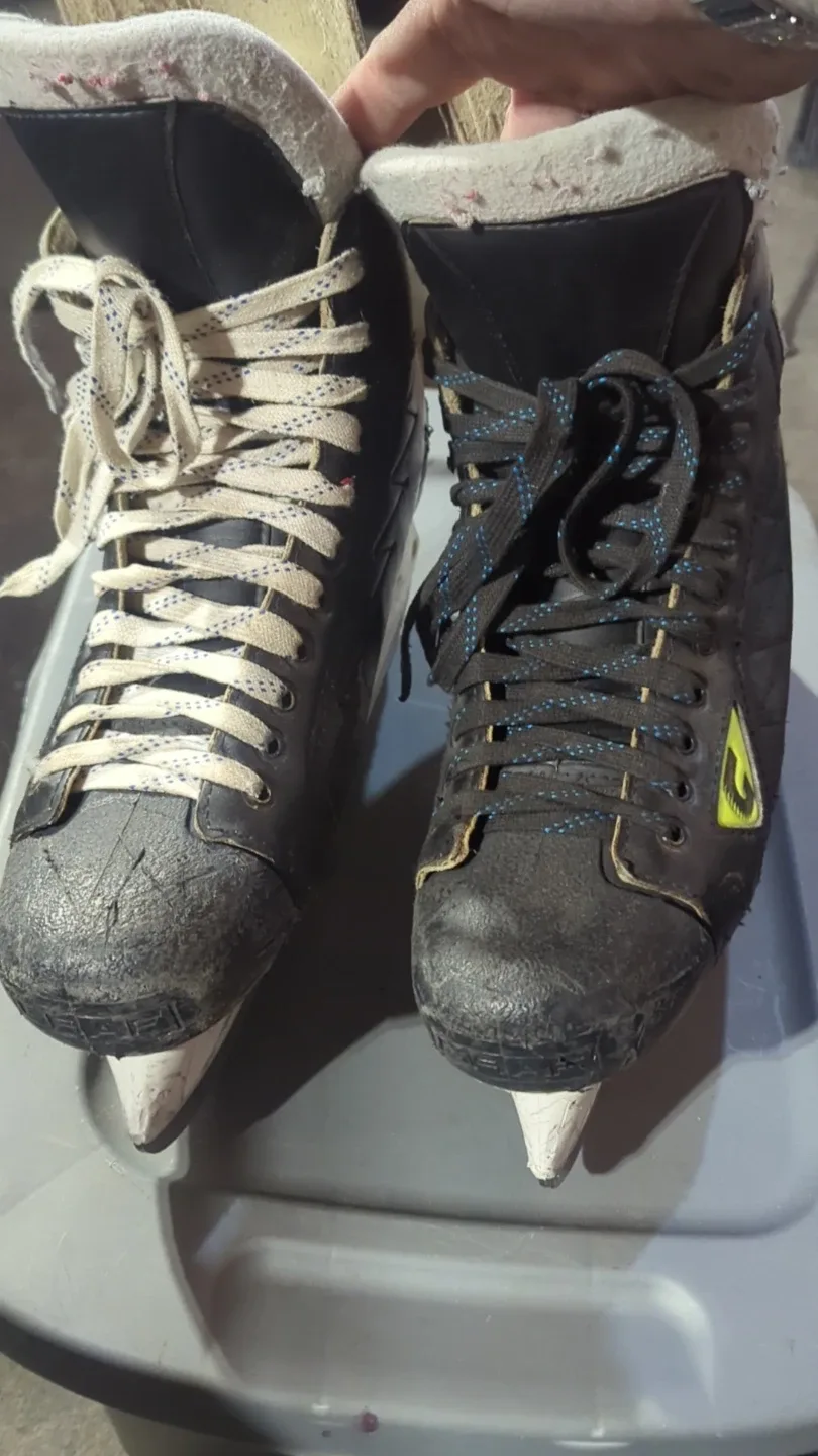 Supra 703 Top Light Ice Hockey Skates image indicator(3)