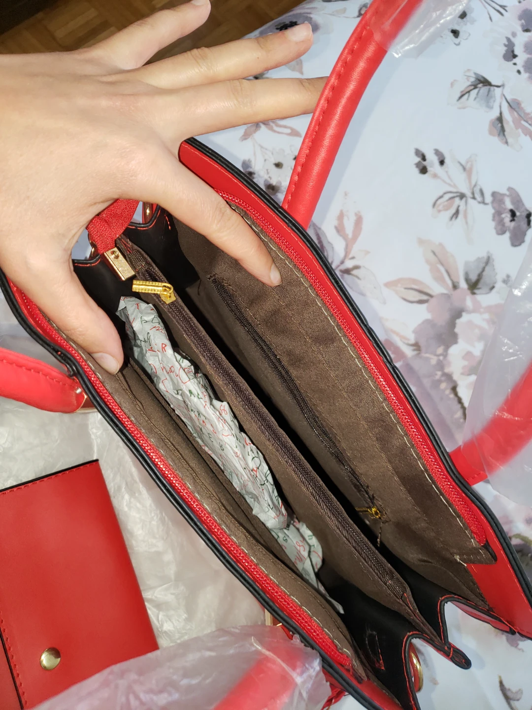 Red Handbag with Matching Wallet - photo 4