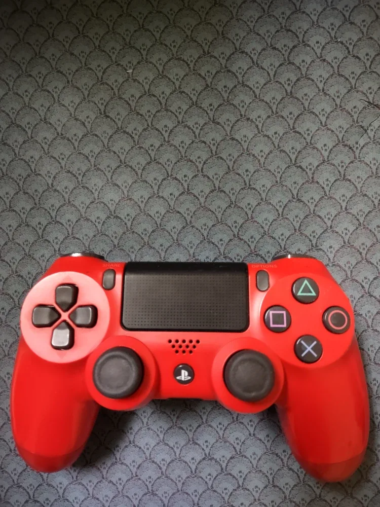 PS4 controller
