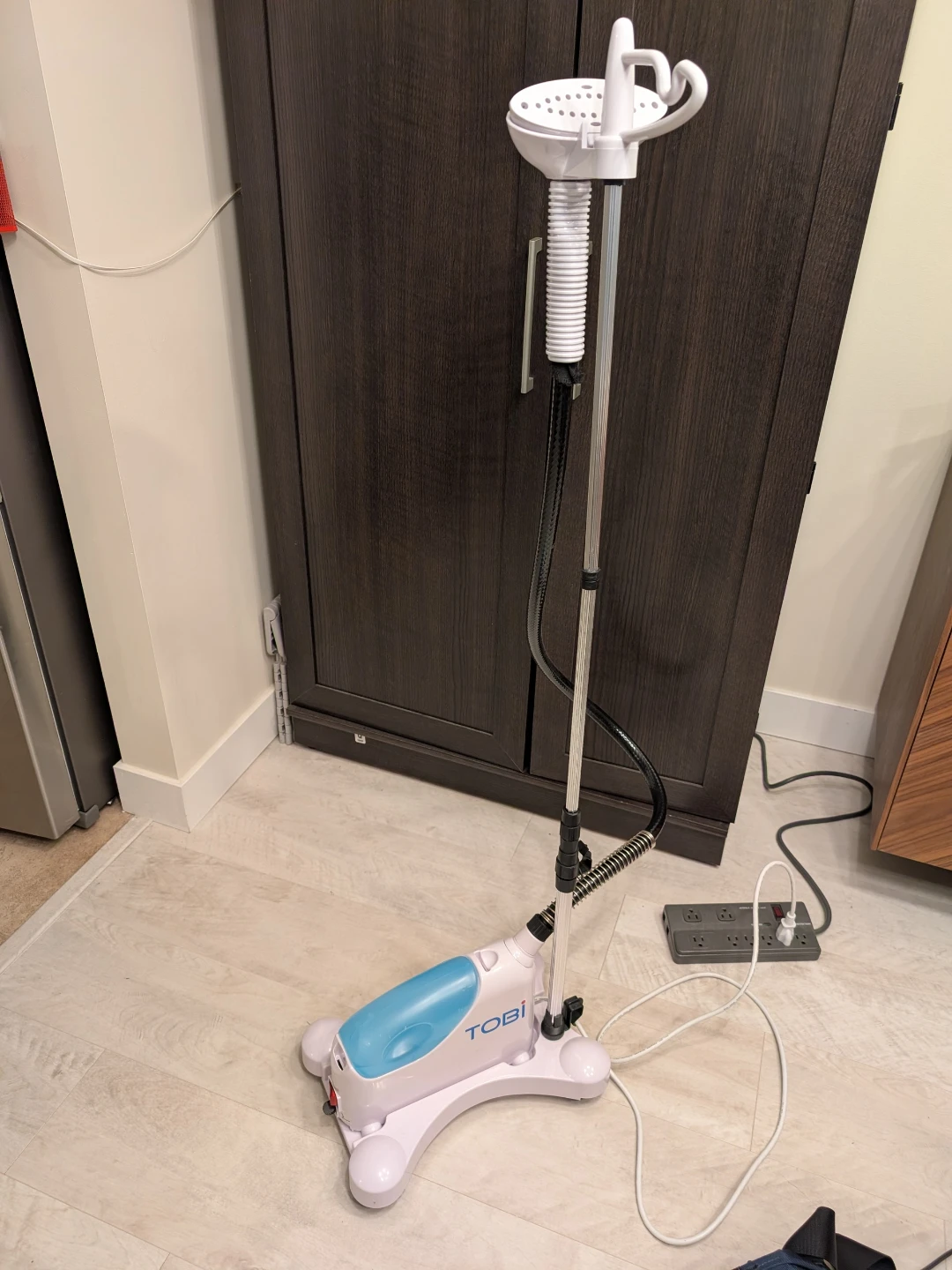 Tobi Garment Steamer