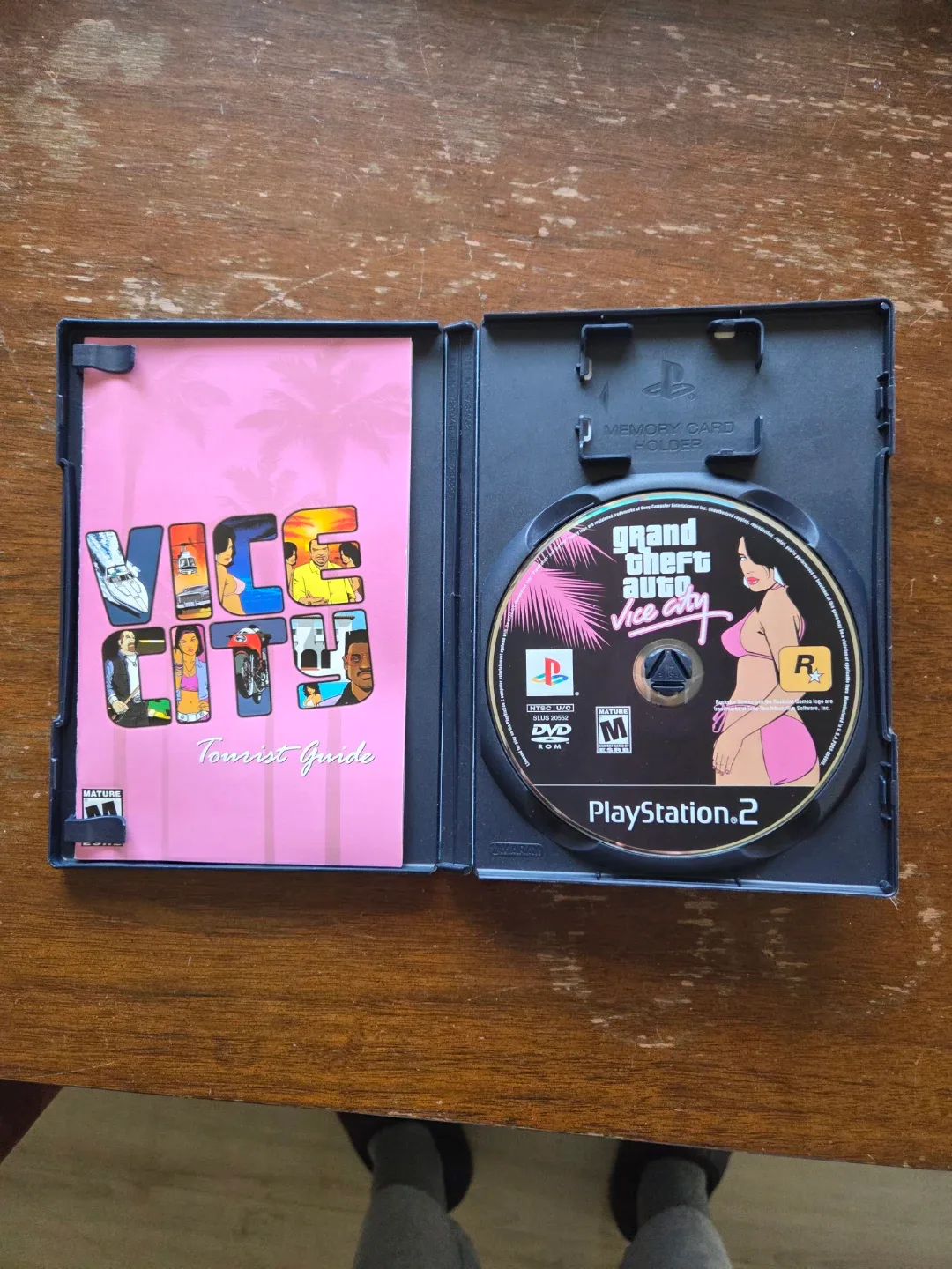 Grand Theft Auto: Vice City - PlayStation 2 Game image indicator(2)