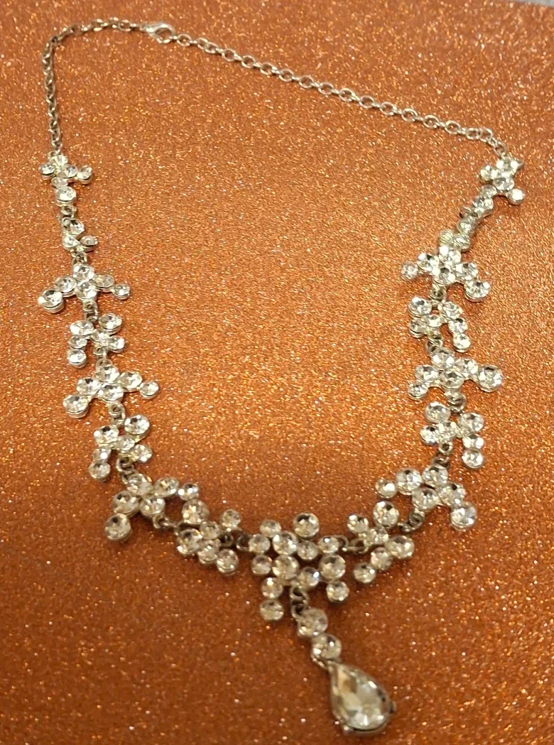 Rhinestone Floral Necklace