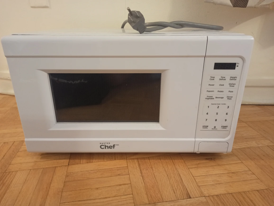 Master Chef Microwave Oven - White