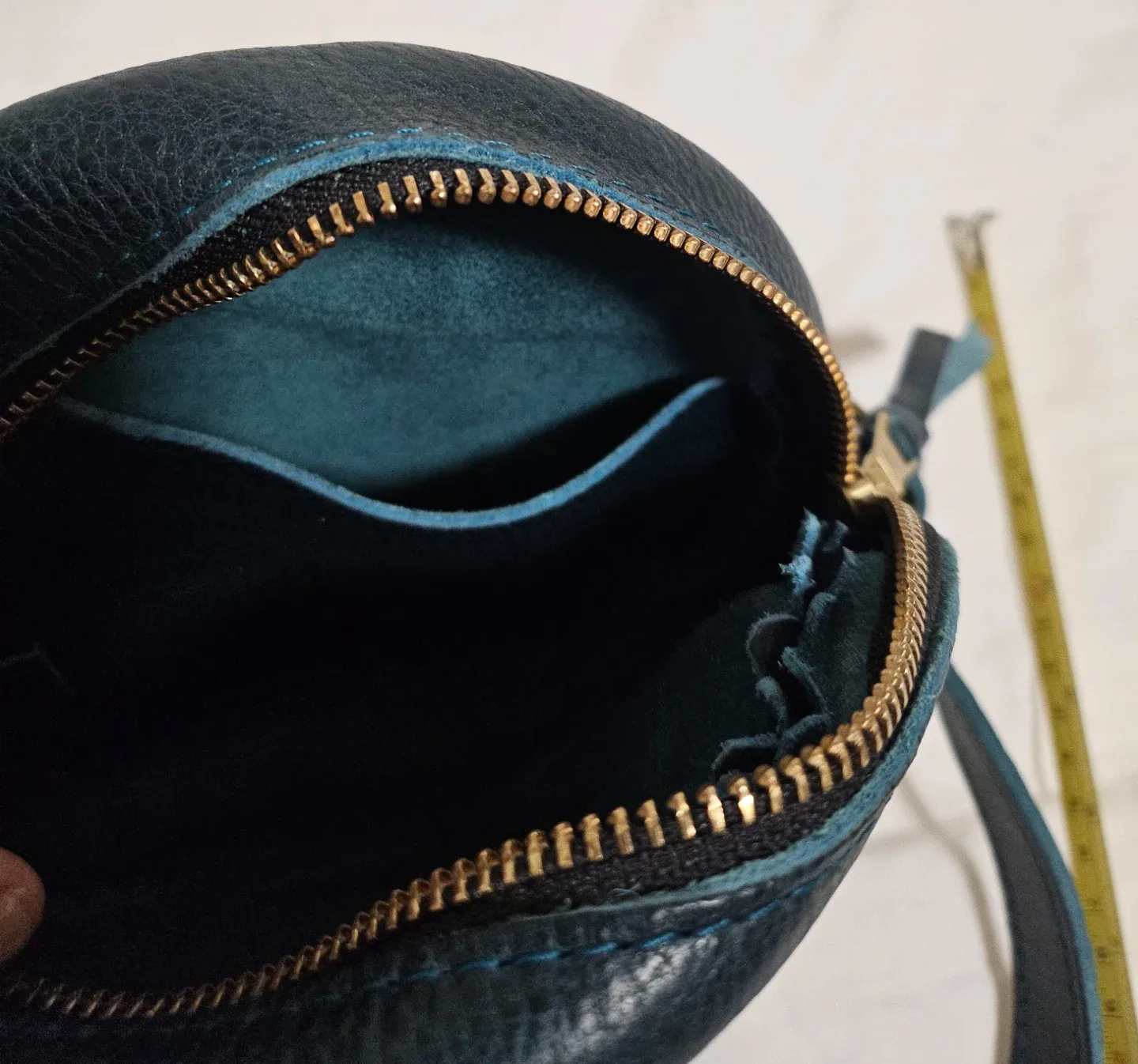 Portland Leather Crossbody Bag image indicator(6)