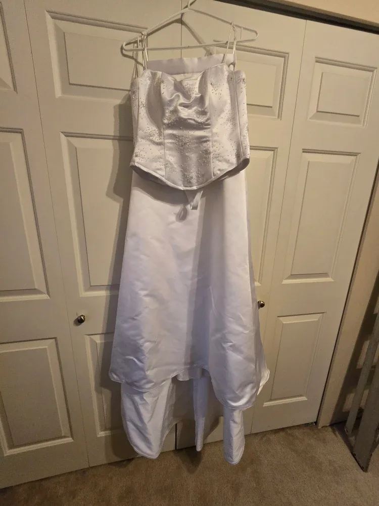 White Wedding Dress - Size 8