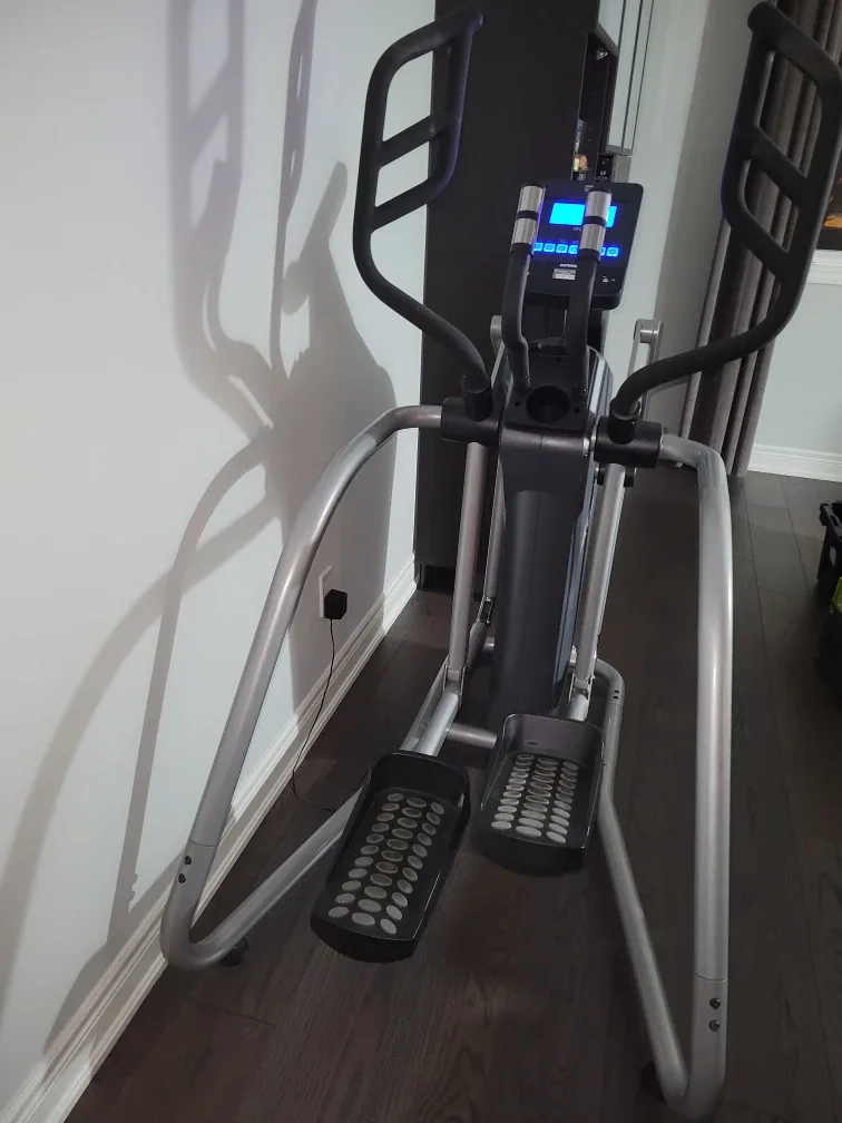 BH Fitness M6 Elliptical