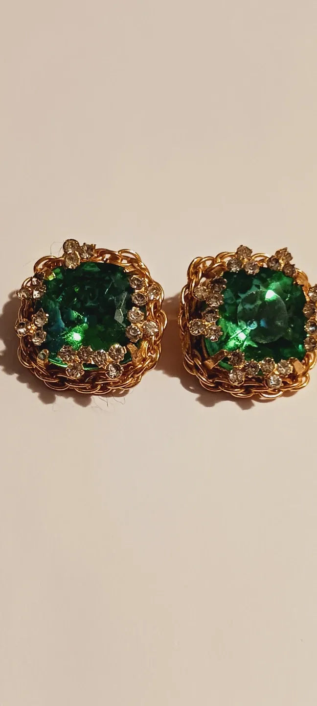 Stunning Elegant Gold Tone Green Cabochon Statement Earrings thumbnail