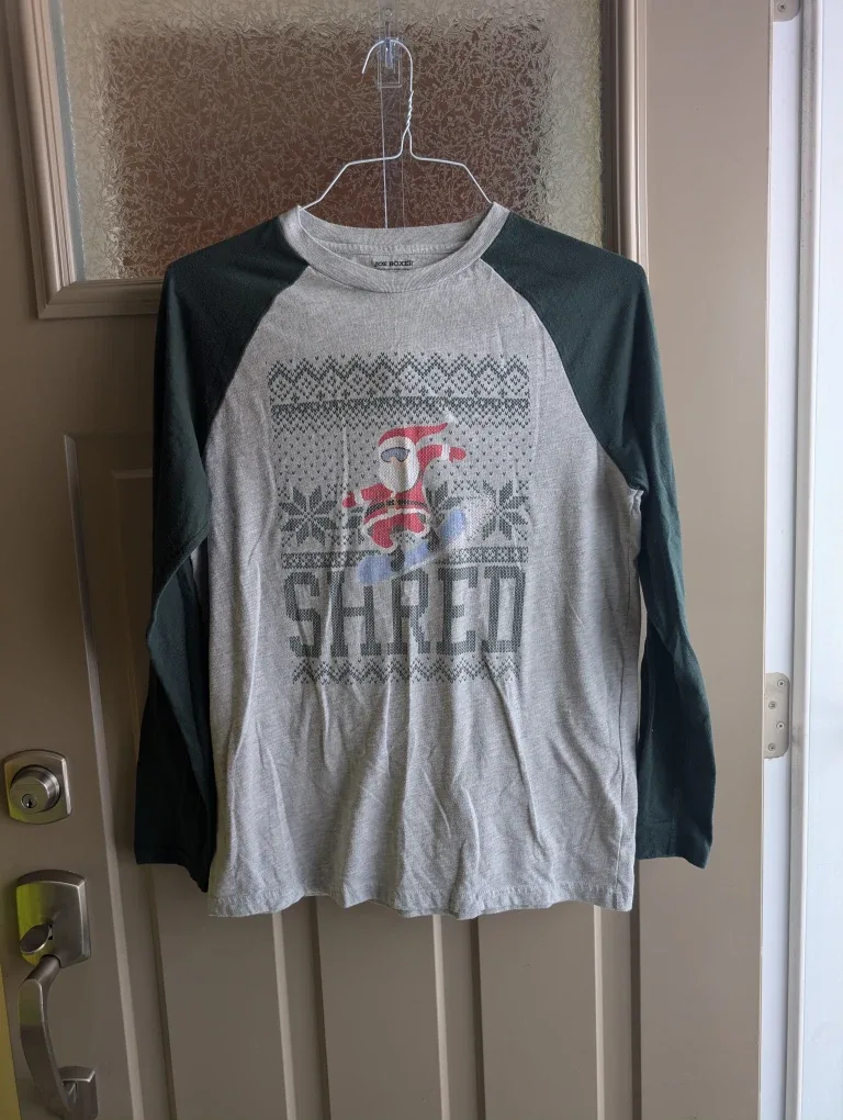 BNWOT Mens sz med Christmas pajama set