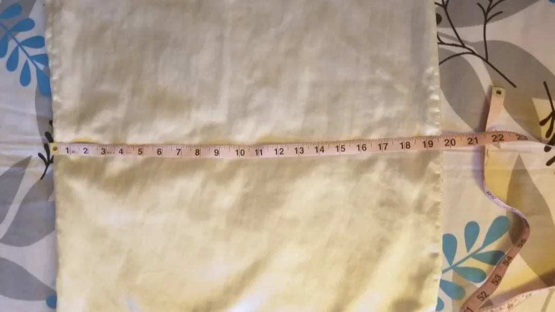 Bedsheet and Two Satin Pillowcases image indicator(6)