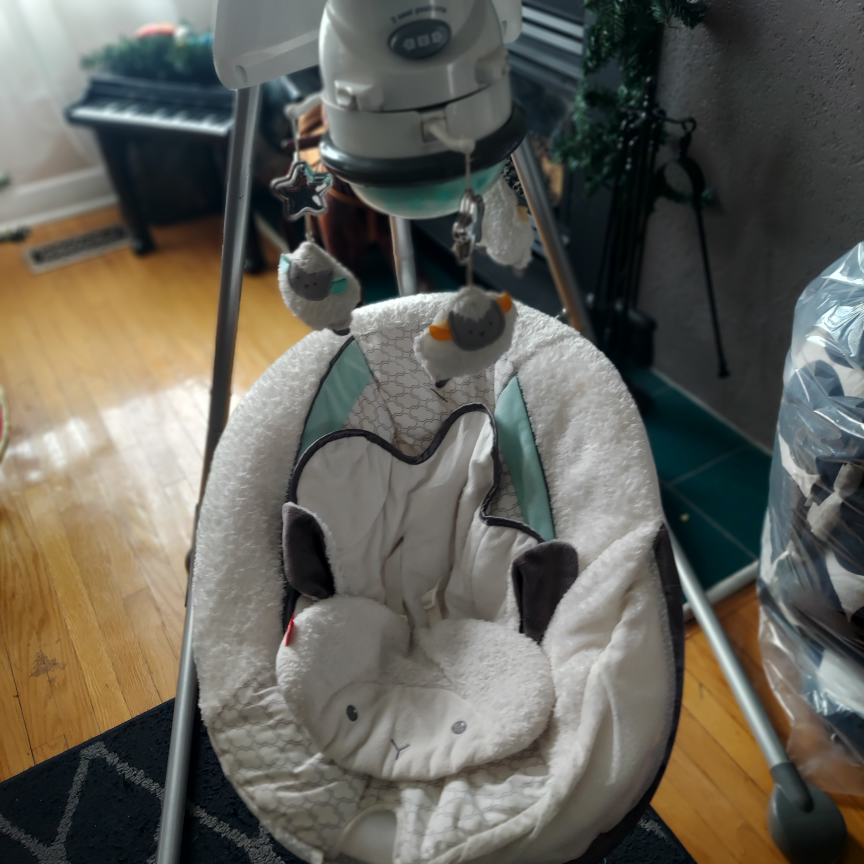 FREE Baby Rocker / Swing Seat - Great for Manual Use! 👶✨ - photo 2
