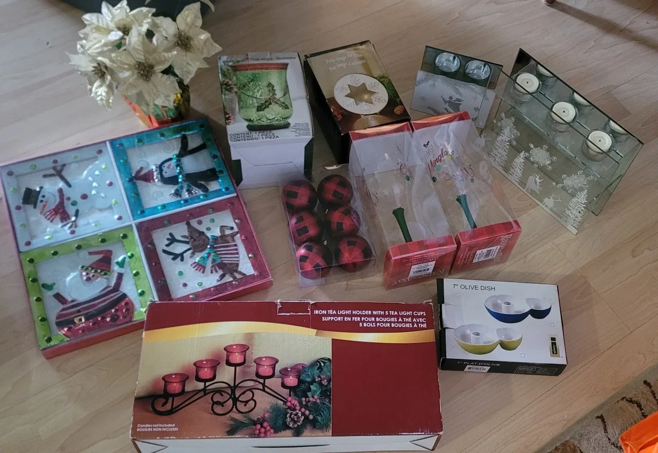 Assorted Home Decor Items