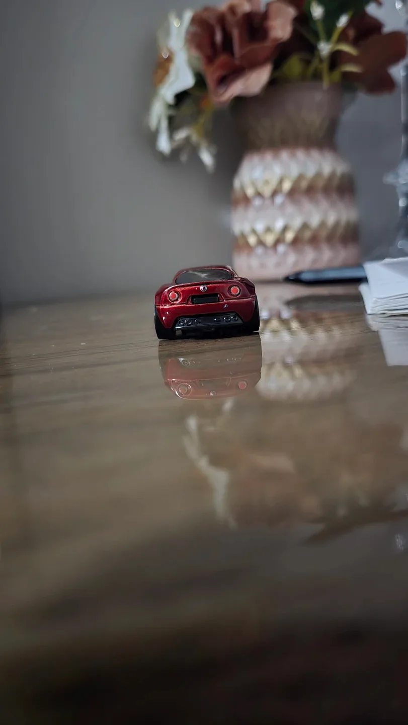 Hot Wheels Alfa Romeo 8C Competizione image indicator(3)