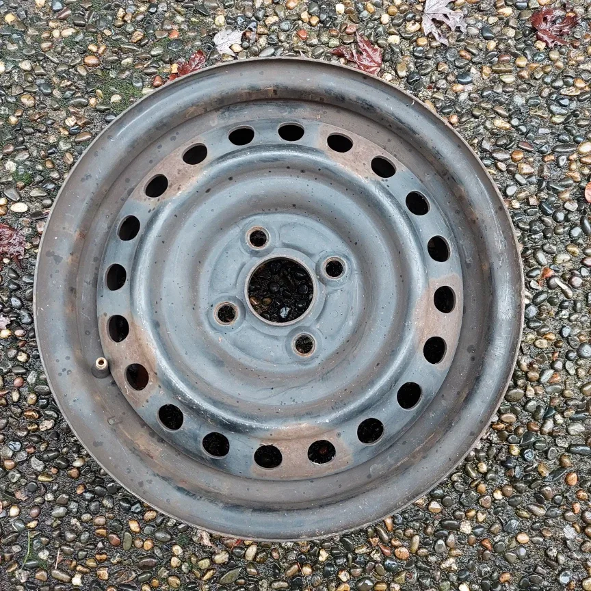 175/65R14  Certified Wintertrek Studdable Tires set Steel Wheels image indicator(3)