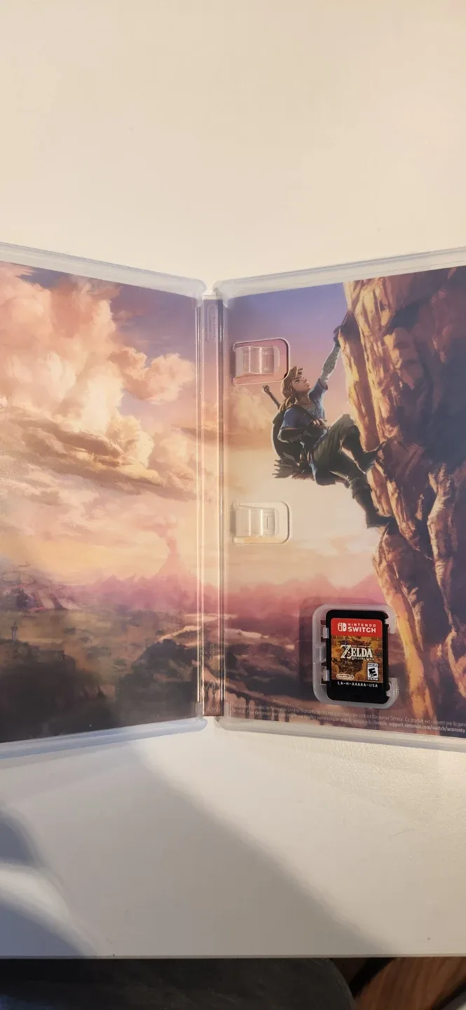 The Legend of Zelda: Breath of the Wild - Nintendo Switch image indicator(2)