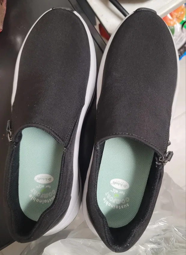 Dr. Scholl's Black Slip-On Sneakers - Size 7
