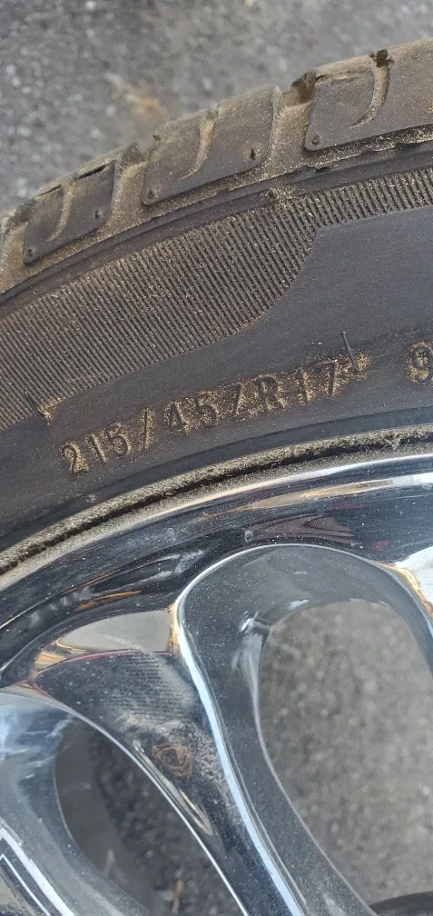 Set of MSR chrome rims (17") and tires image indicator(2)