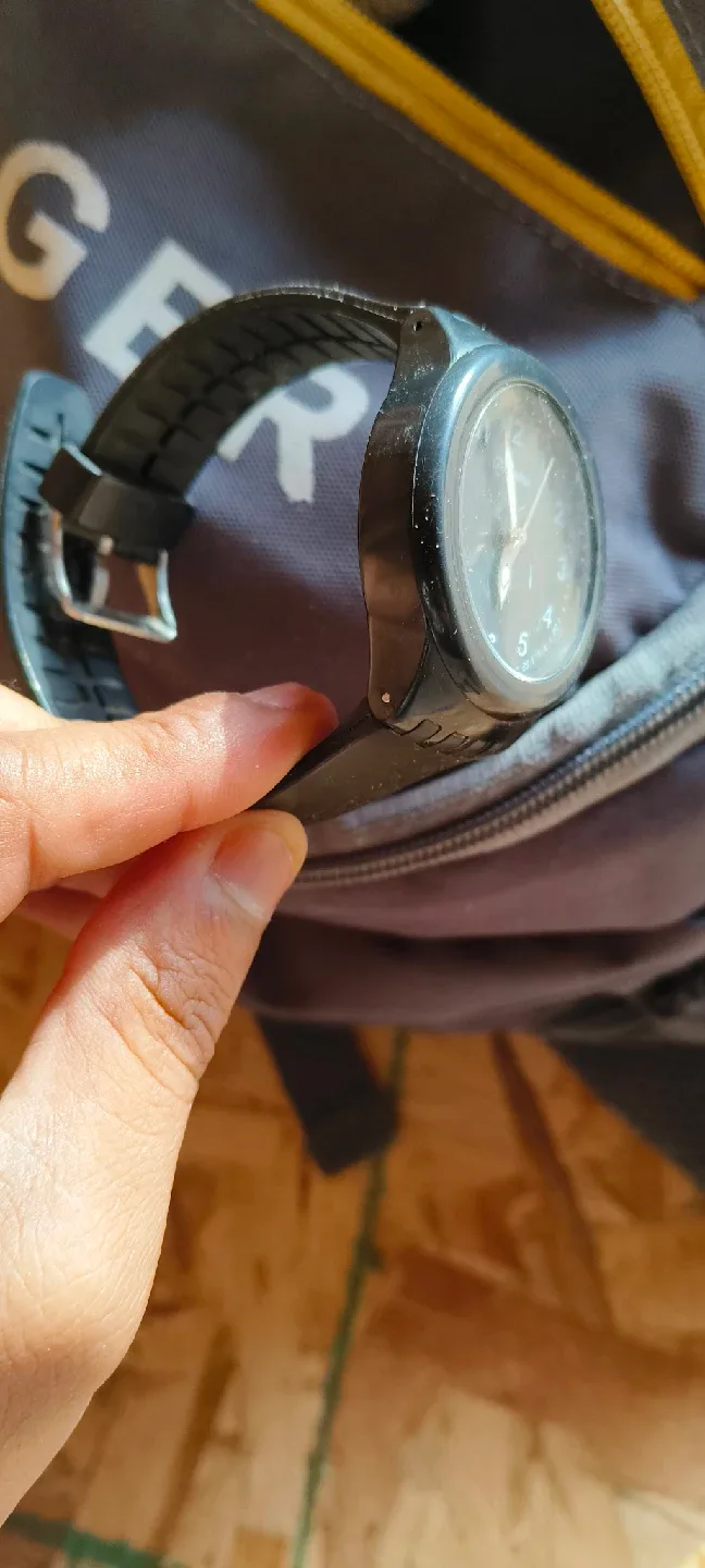 Swatch Watch - Black FreeCycle image indicator(2)