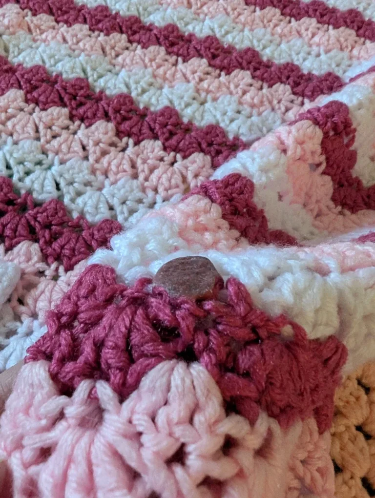 Handmade Crochet Baby Blankets - Pastel & Pink image indicator(6)