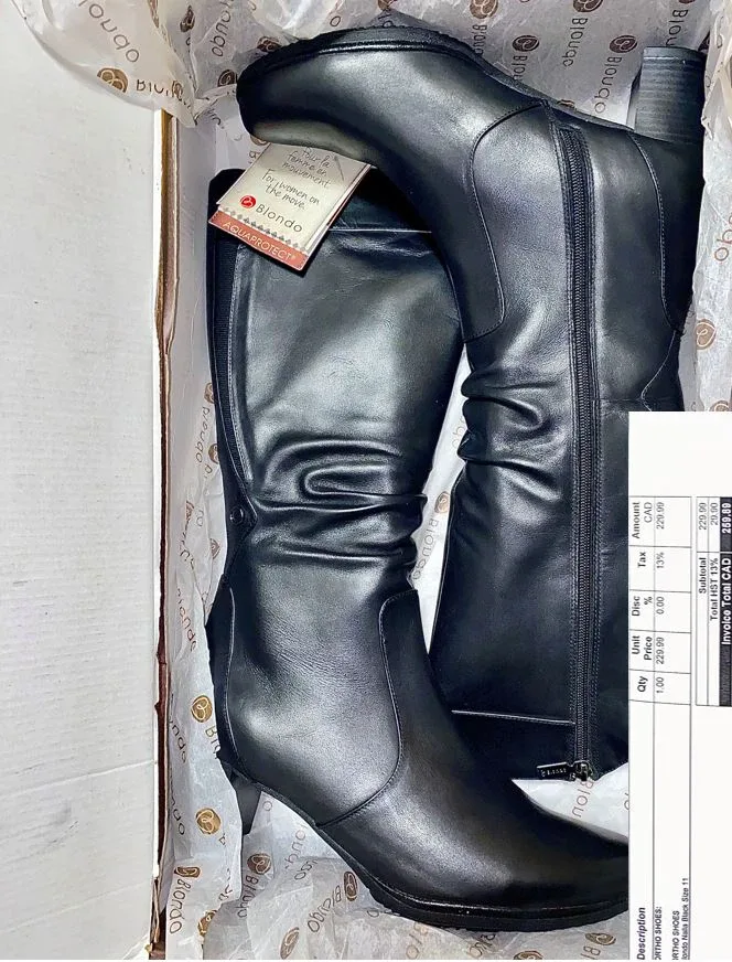 Women Sandal & Boots. Sizes: 10.5 and 11 - New with Tags!! image indicator(6)