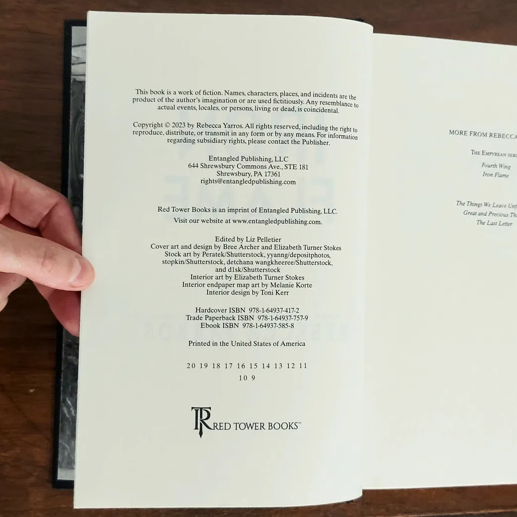 Iron Flame hardcover book by Rebecca Yarros image indicator(6)