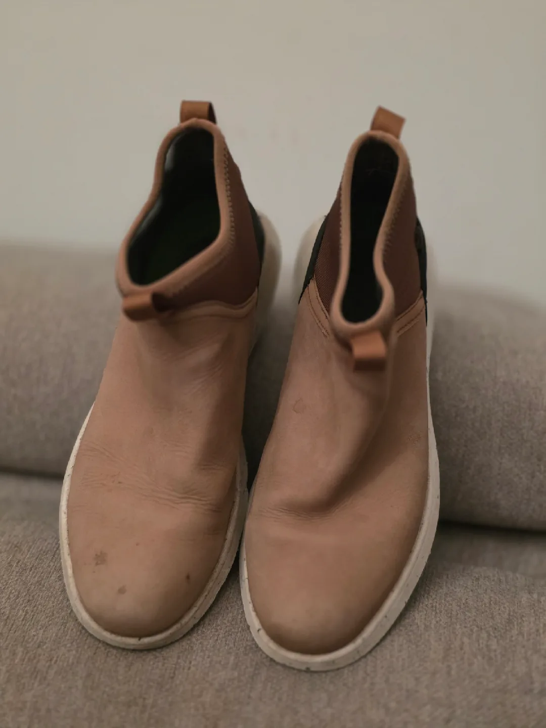 Womans 8.5 Bogs Waterproof Brown Leather Ankle Boots image indicator(4)