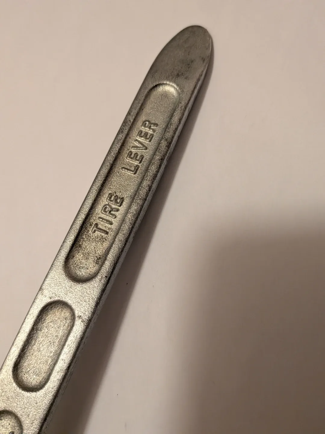 Drop Forged Steel Tire Lever - 240mm - 8" image indicator(4)