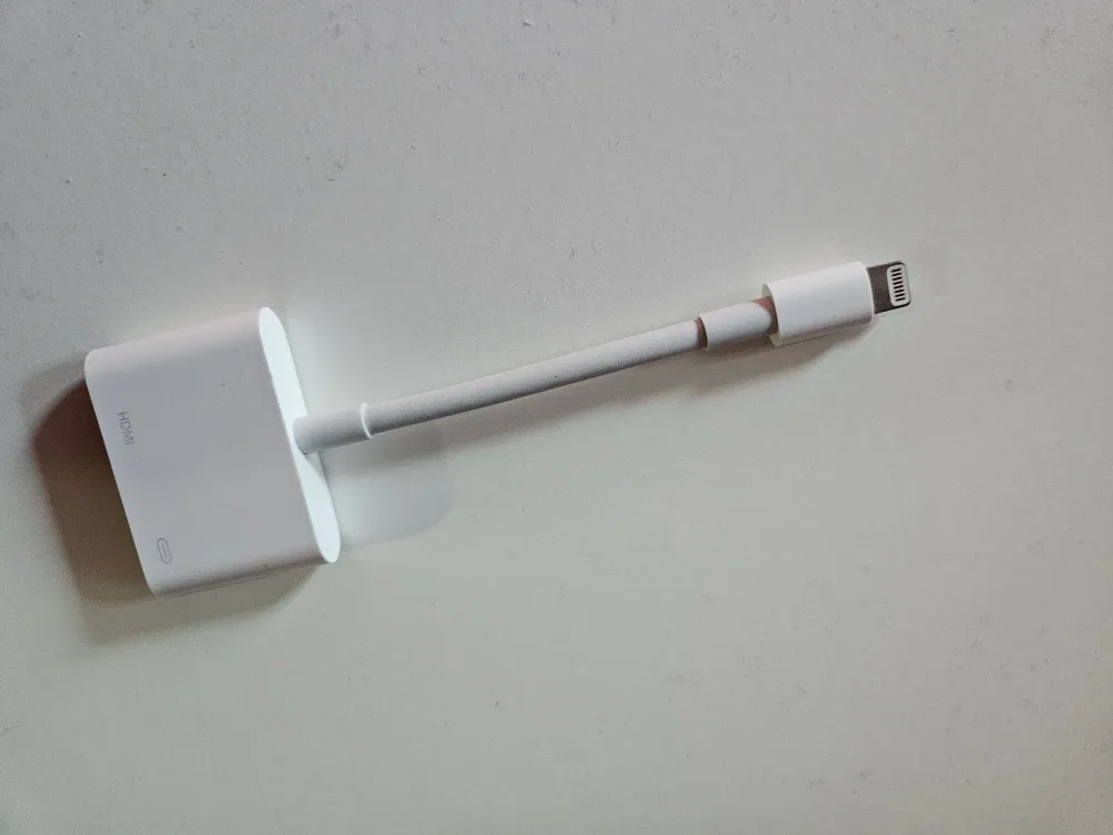Apple Lightning to HDMI Adapter - White