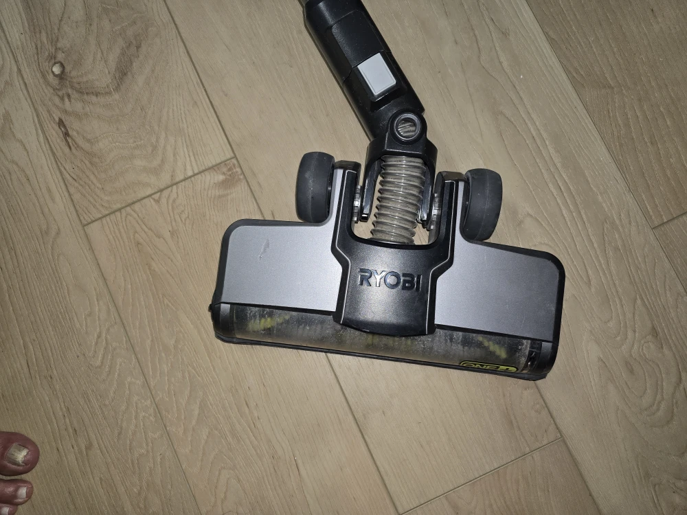 Ryobi ONE+ HP EVERCHARGE Cordless Stick Vacuum - photo 4