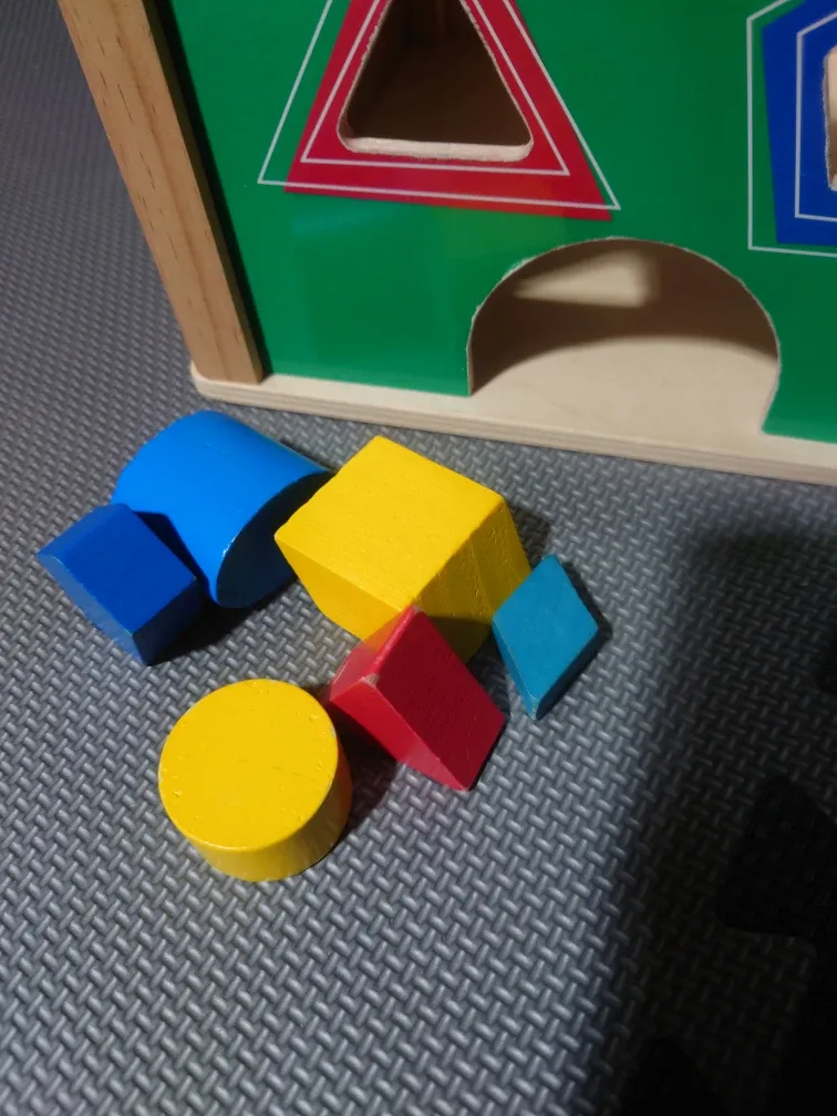 Wooden Activity Cube image indicator(7)
