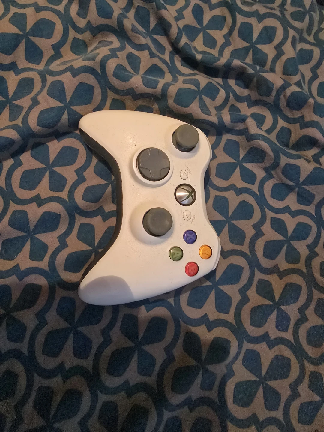 Xbox 360 Controller + Games