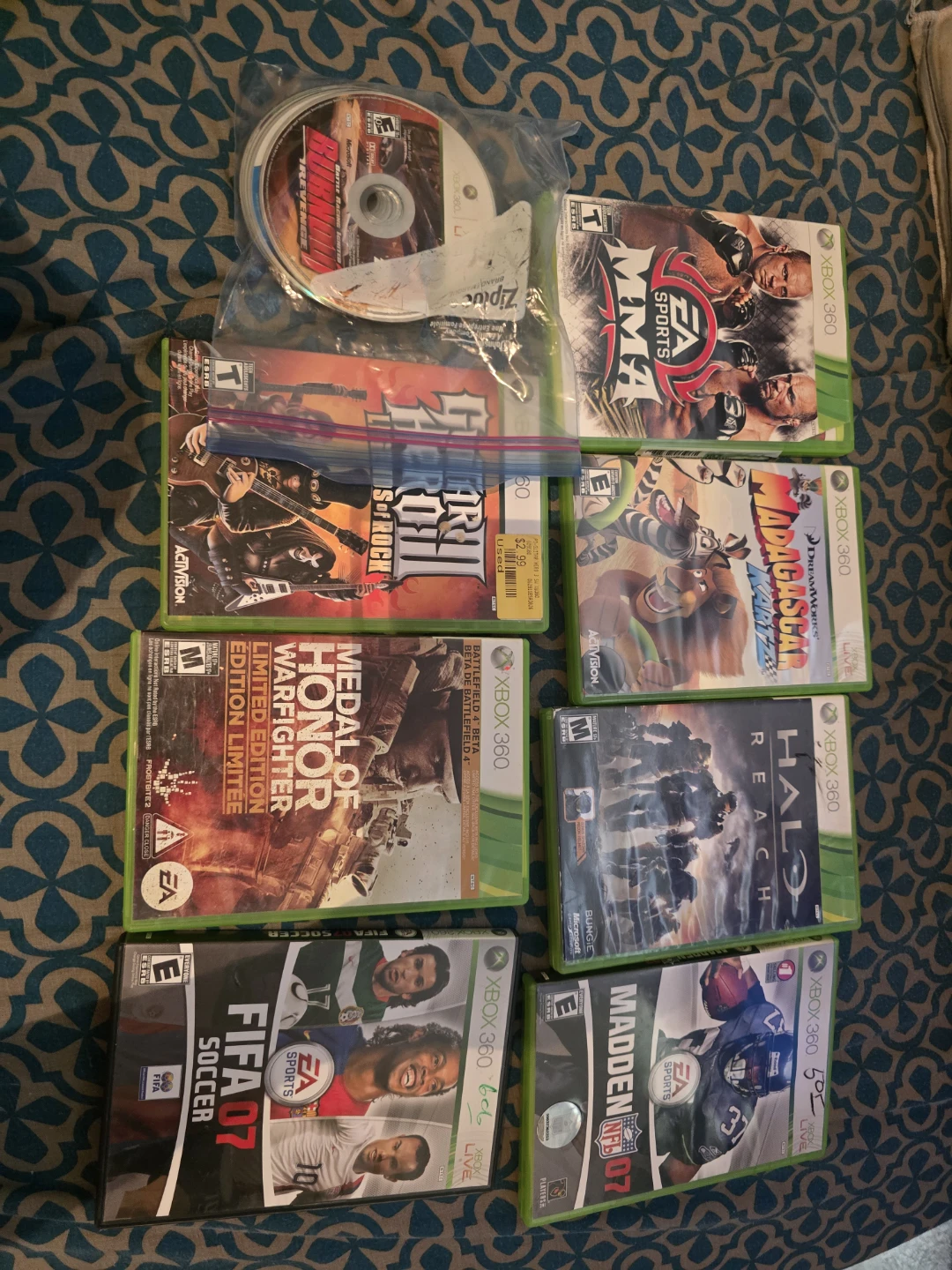Xbox 360 Controller + Games - photo 3