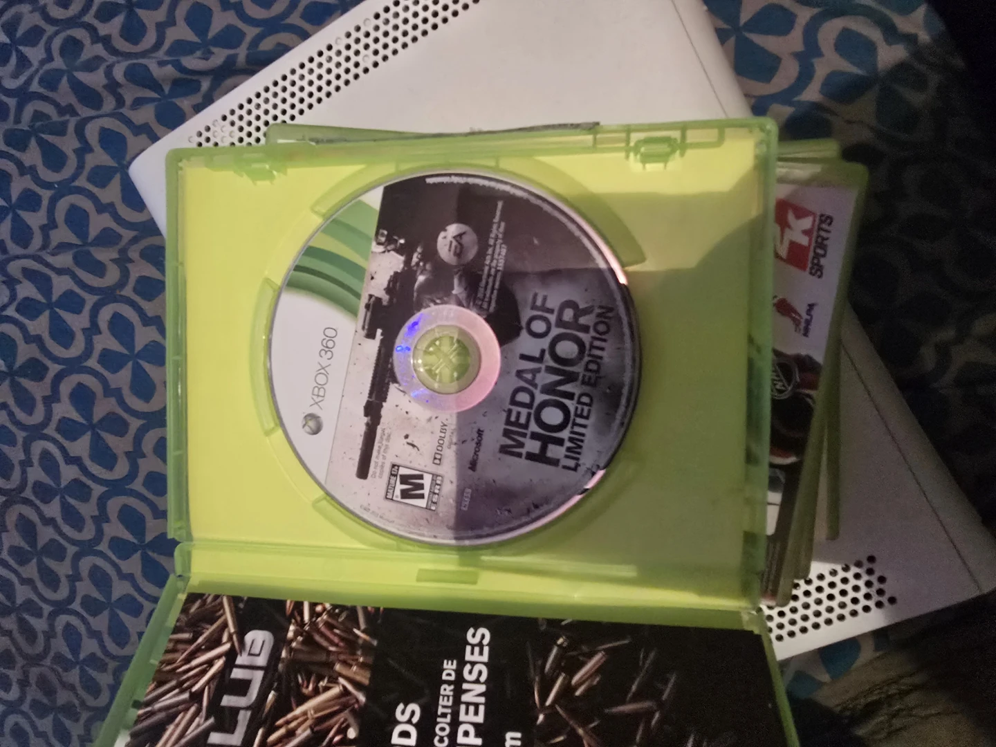 Xbox 360 Controller + Games - photo 5