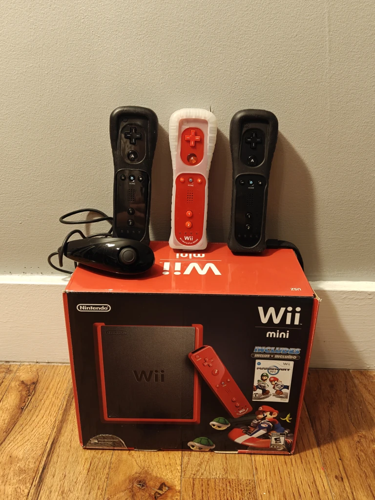 Brand new sealed Wii Mini with Mario Kart - photo 4