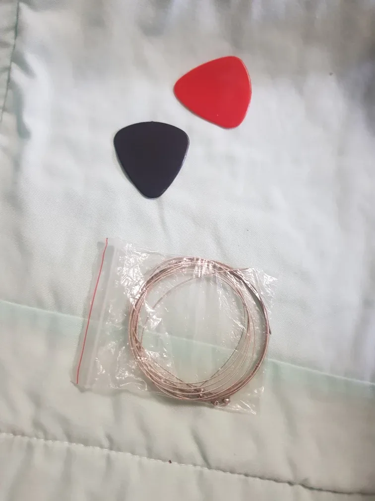 Pyle Guitar with Case for kids image indicator(5)