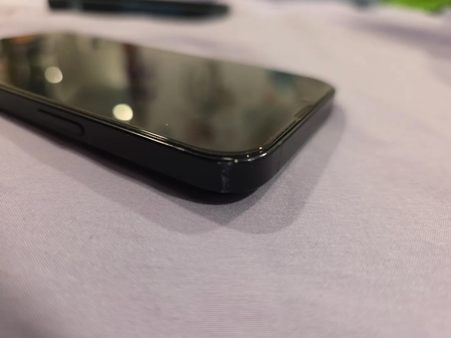 iPhone 14 128GB Black with Otterbox Case image indicator(6)