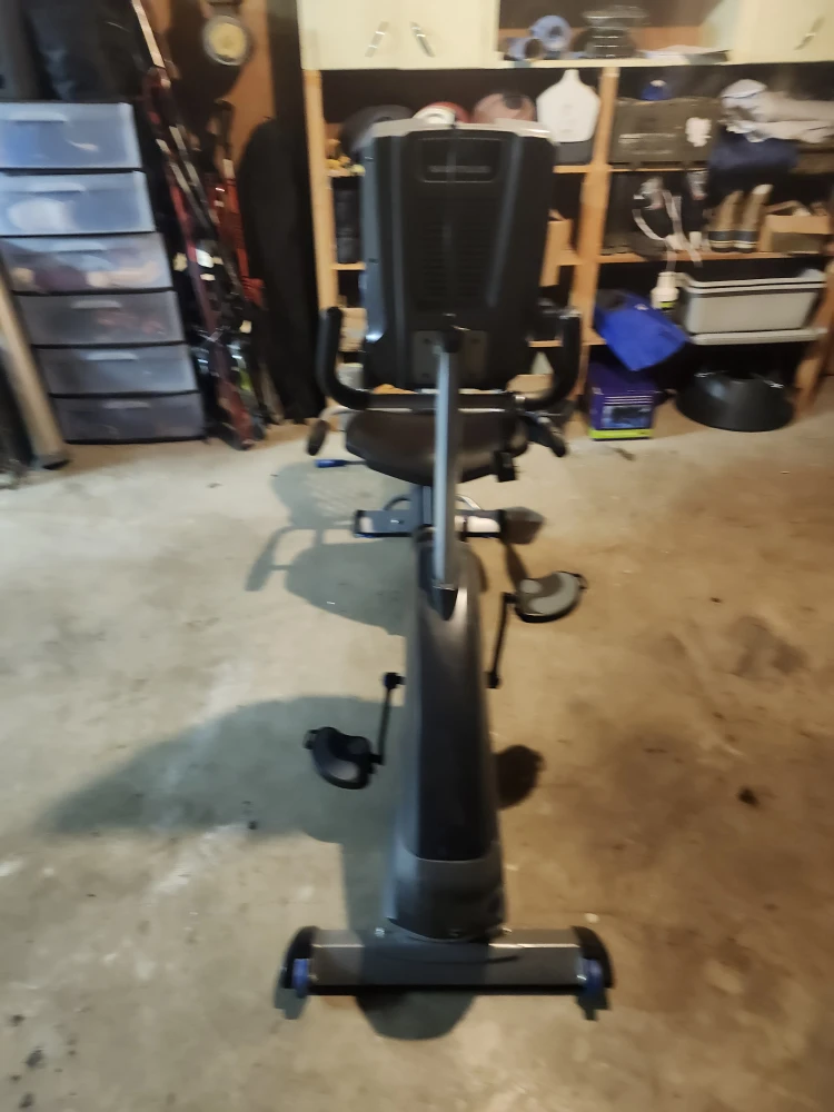 Nautilus Recumbent Bike - R616 - photo 2