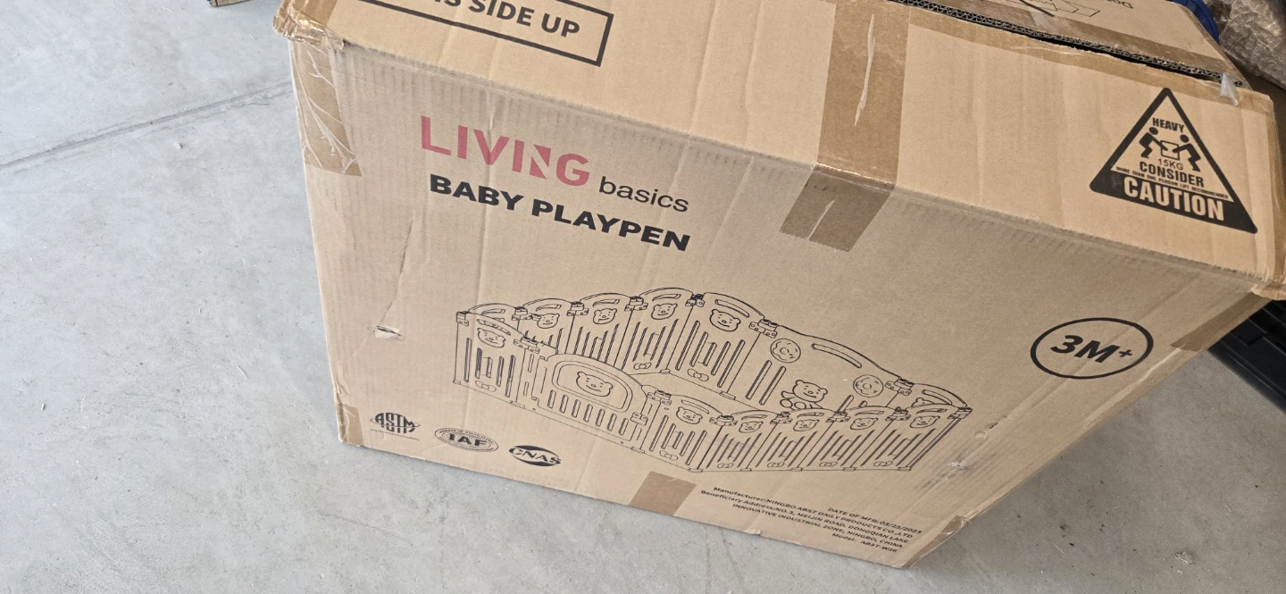 Living Basics Baby Playpen (3M+) - photo 2