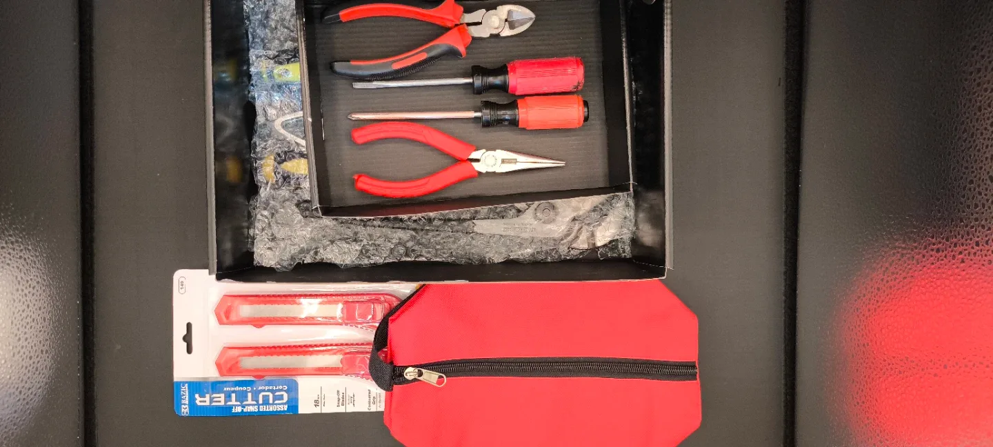 Used Assorted Hand Tools image indicator(8)