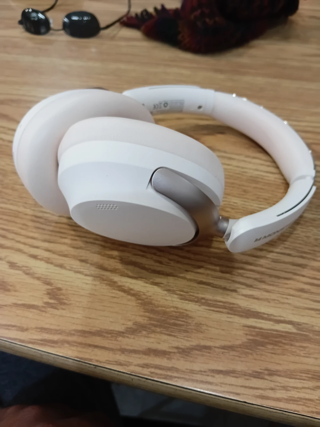 Monster Wireless Bluetooth Headphones - White