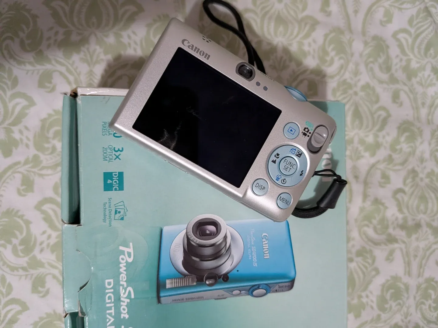 Canon PowerShot SD1200 IS Digital Camera - Blue image indicator(2)