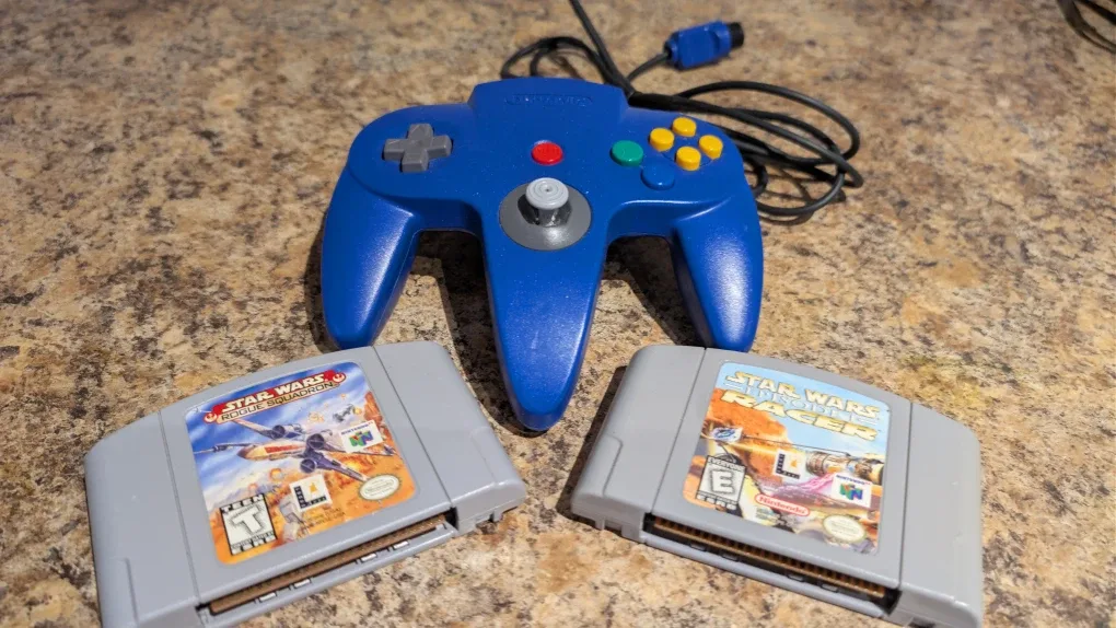 Nintendo 64 Blue Controller + Star Wars Games image indicator(8)
