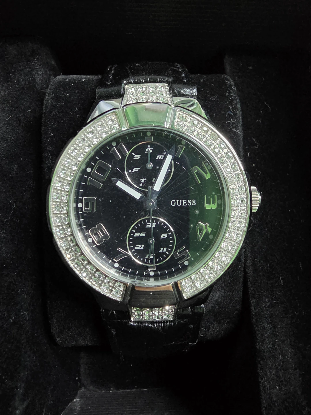 Guess Watch with Crystals - photo 2