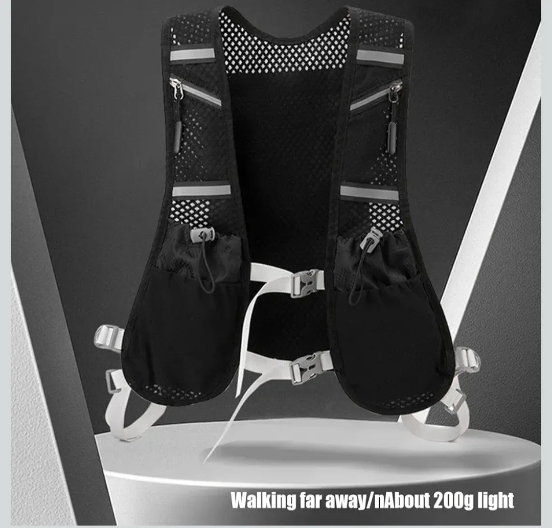 Black Running Hydration Vest - Lightweight image indicator(3)