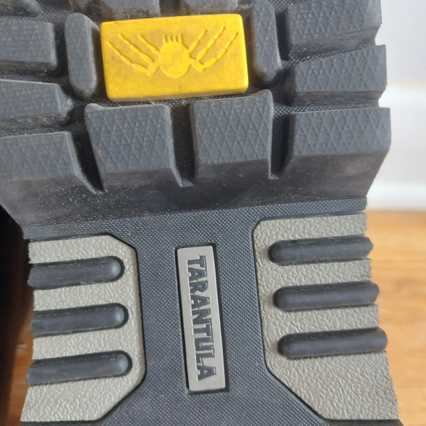 Like NEW - Dakota 529 T-Max Insulated Work Boots - Size 12 image indicator(8)