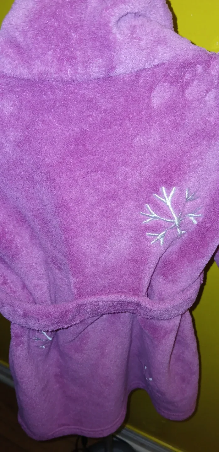 Cozy Magenta colour Vibrations brand size 2 housecoat image indicator(3)